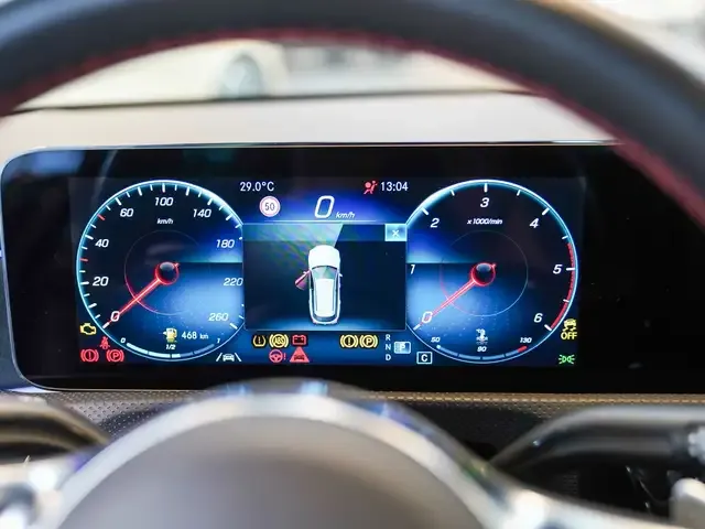 Mercedes-Benz CLA 220