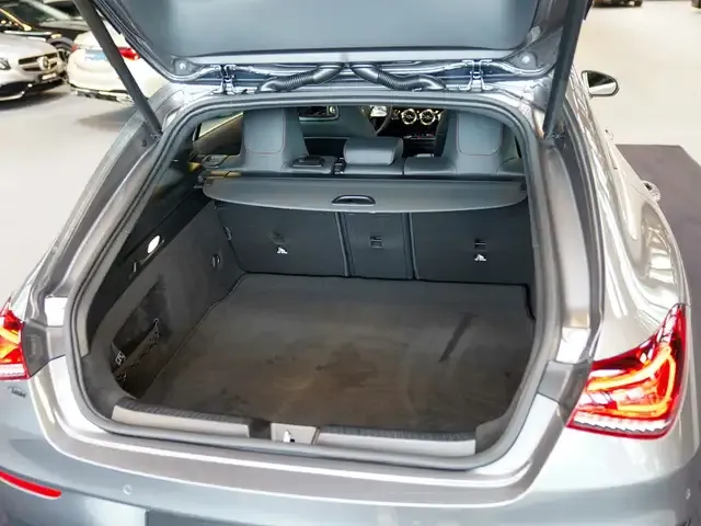 Mercedes-Benz CLA 220