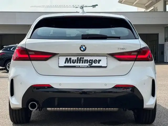 BMW 118