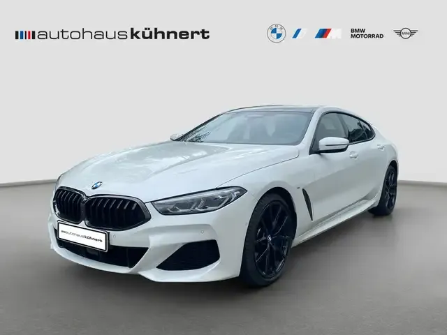 BMW 840