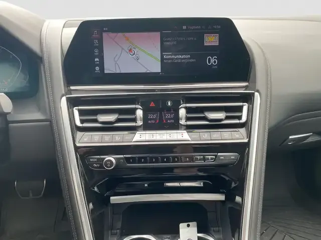 BMW 840