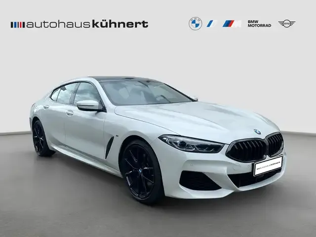 BMW 840