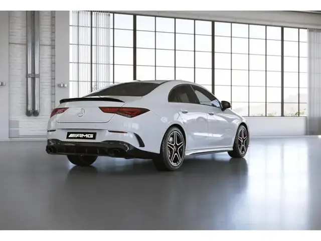 Mercedes-Benz CLA 35 AMG