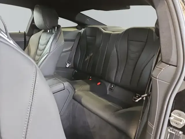 BMW M850