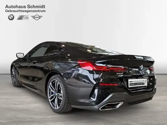 BMW M850