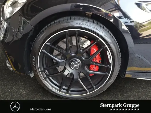Mercedes-Benz E 63 AMG