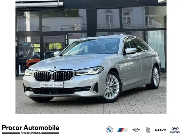 BMW 520