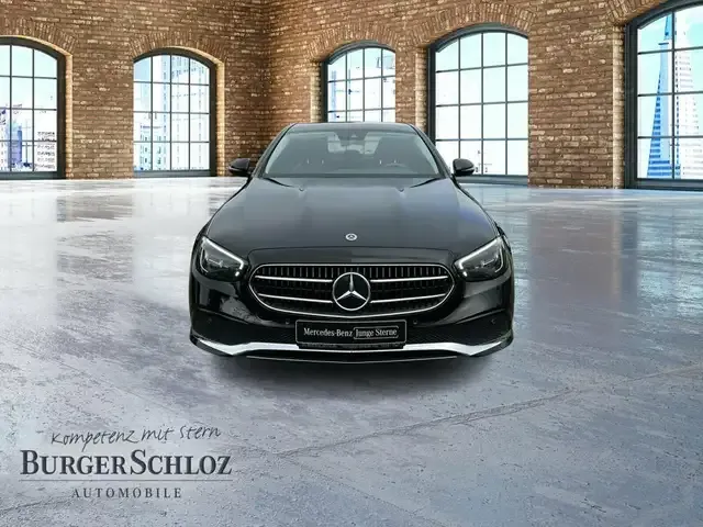 Mercedes-Benz E 220