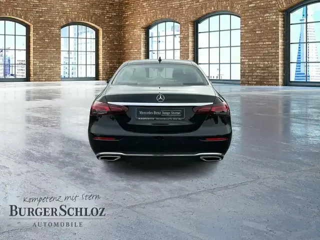 Mercedes-Benz E 220