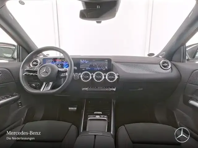 Mercedes-Benz EQA 300