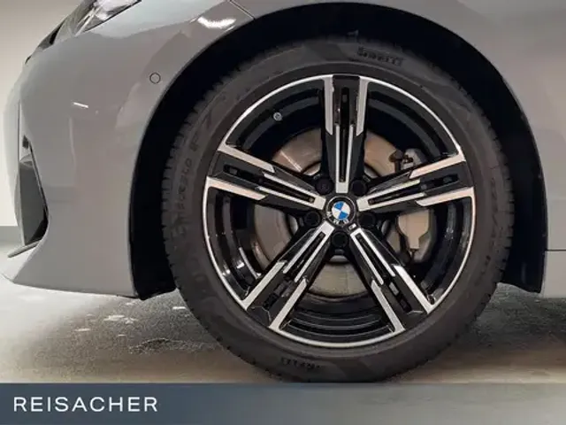 BMW 230