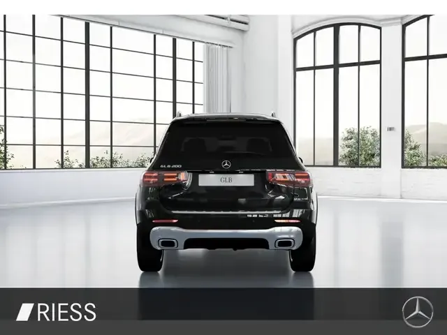 Mercedes-Benz GLB 200