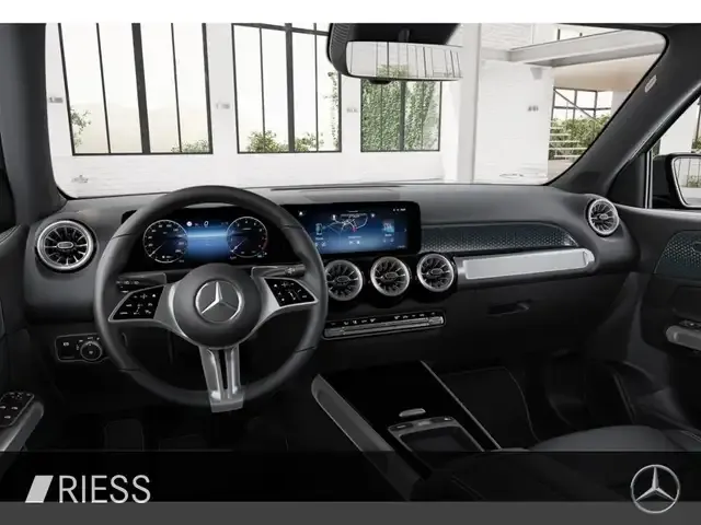 Mercedes-Benz GLB 200