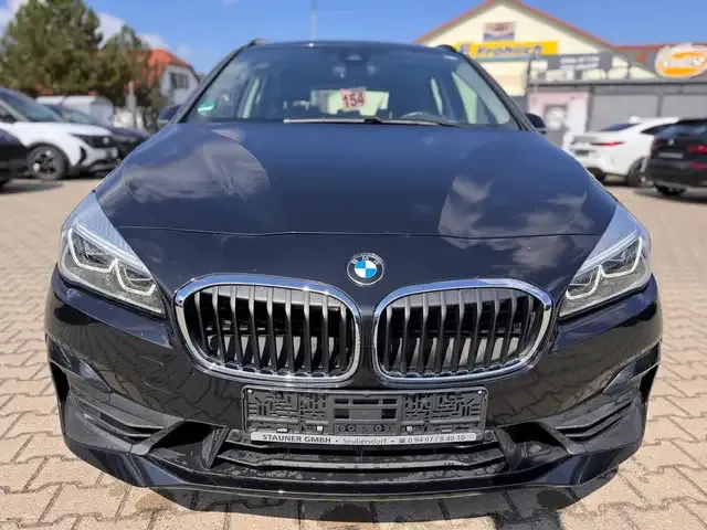 BMW 220