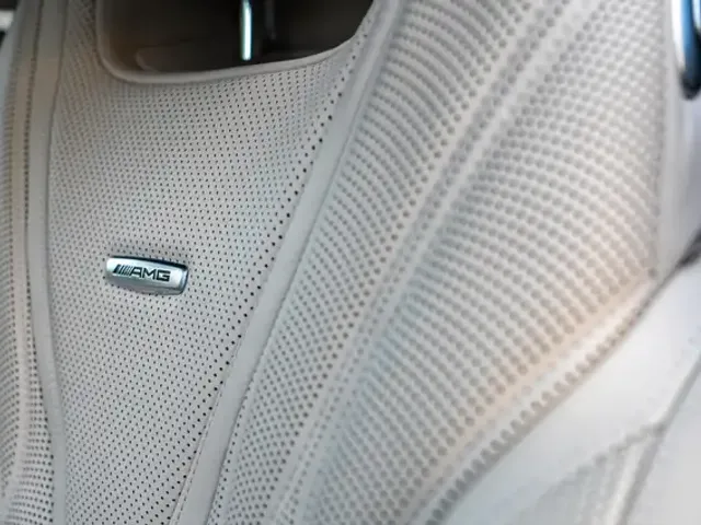 Mercedes-Benz S 63 AMG