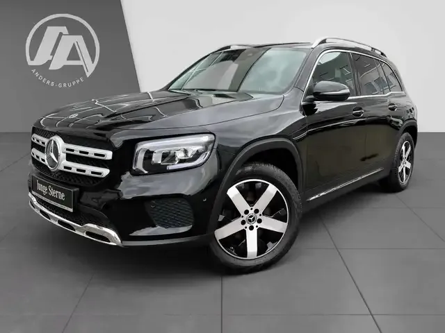Mercedes-Benz GLB 220