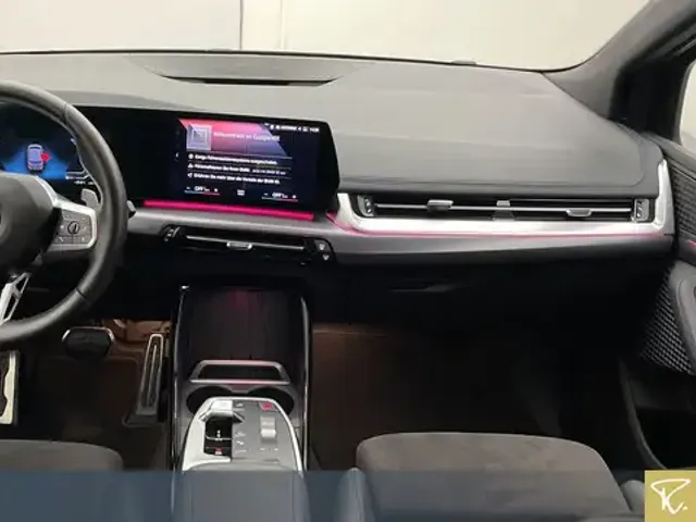 BMW 220