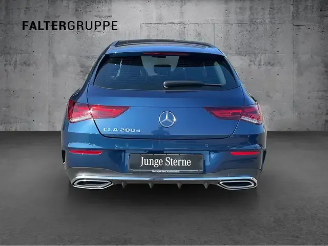 Mercedes-Benz CLA 200
