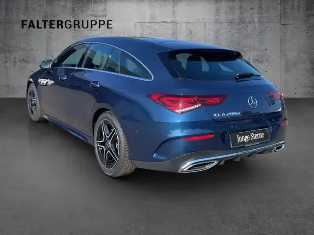 Mercedes-Benz CLA 200