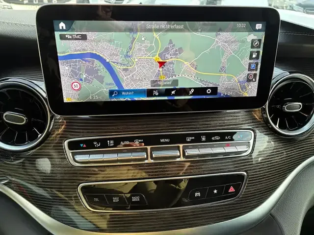 Mercedes-Benz EQV 300