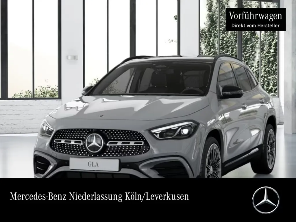 Mercedes-Benz GLA 220
