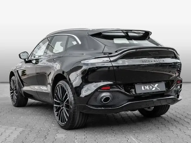 Aston Martin DBX