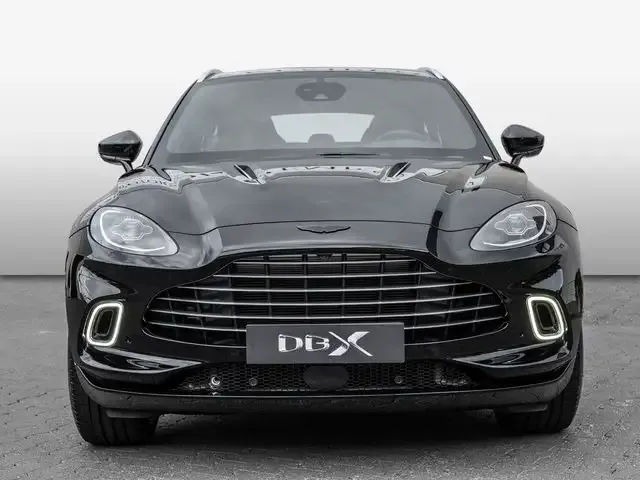 Aston Martin DBX