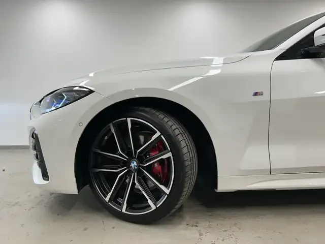 BMW 440