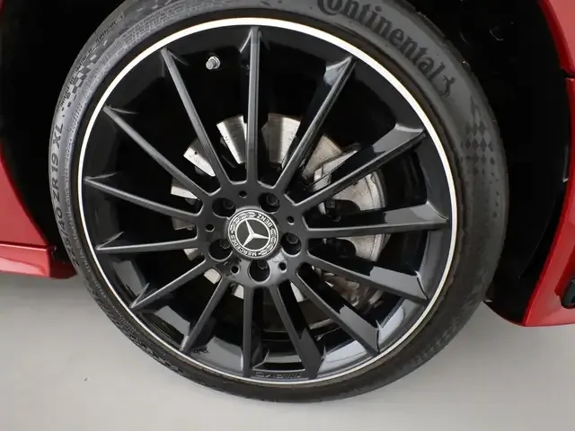 Mercedes-Benz CLA 250