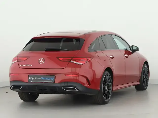 Mercedes-Benz CLA 250