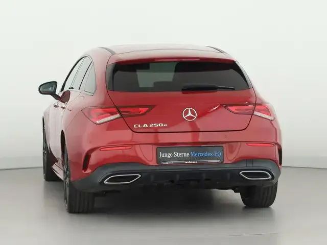 Mercedes-Benz CLA 250
