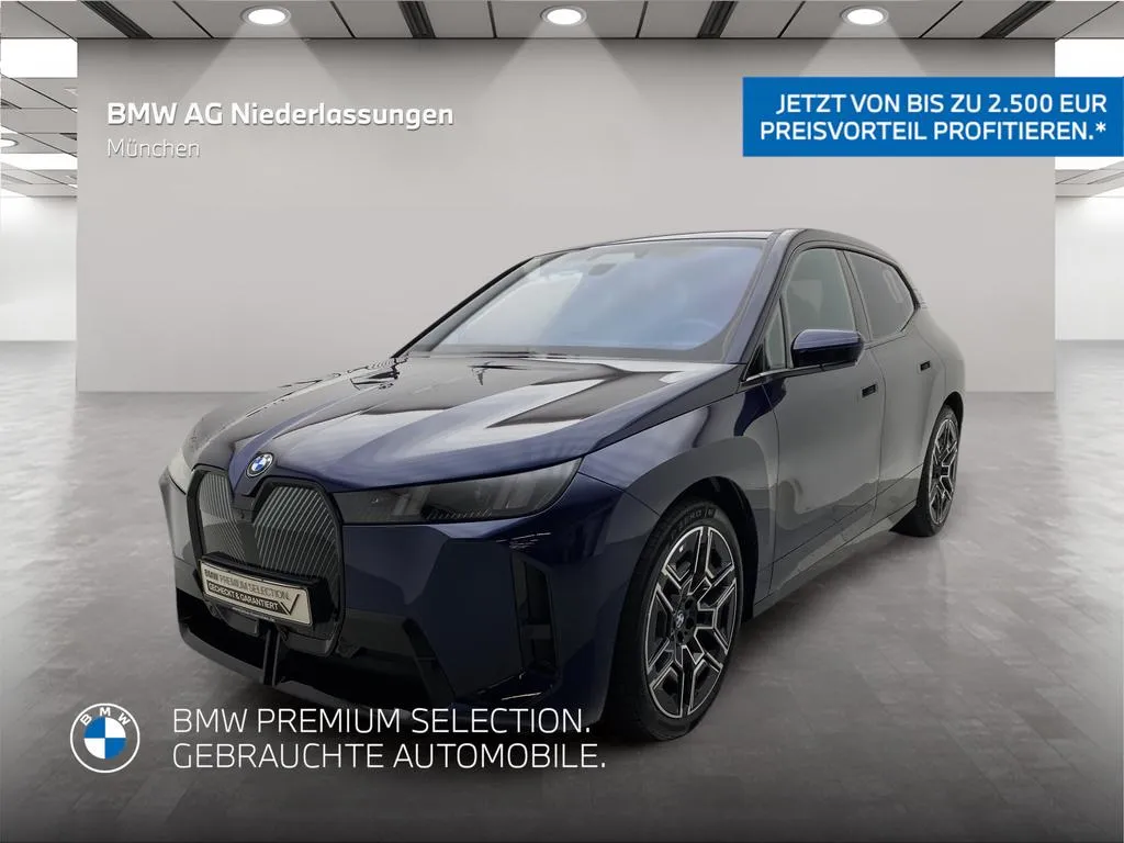 BMW iX