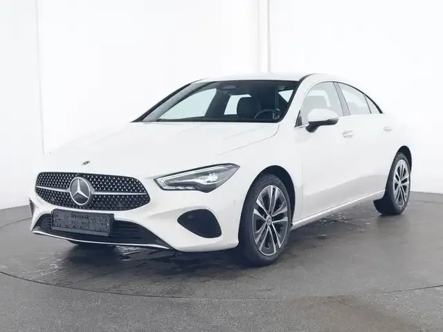 Mercedes-Benz CLA 220