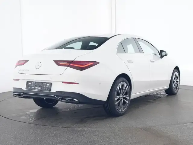 Mercedes-Benz CLA 220