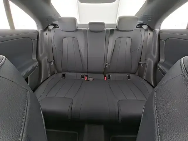 Mercedes-Benz CLA 220