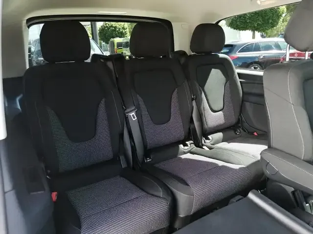 Mercedes-Benz EQV 300
