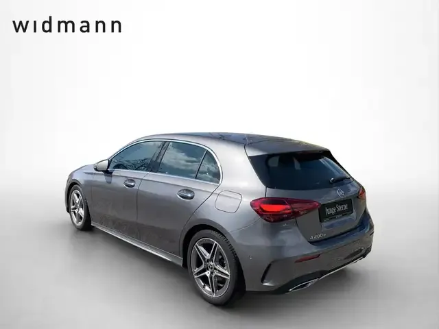 Mercedes-Benz A 200