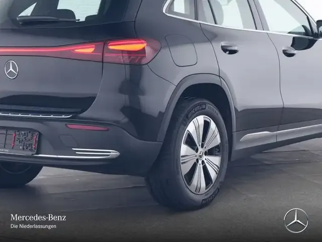 Mercedes-Benz EQA 250