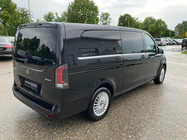 Mercedes-Benz V 300