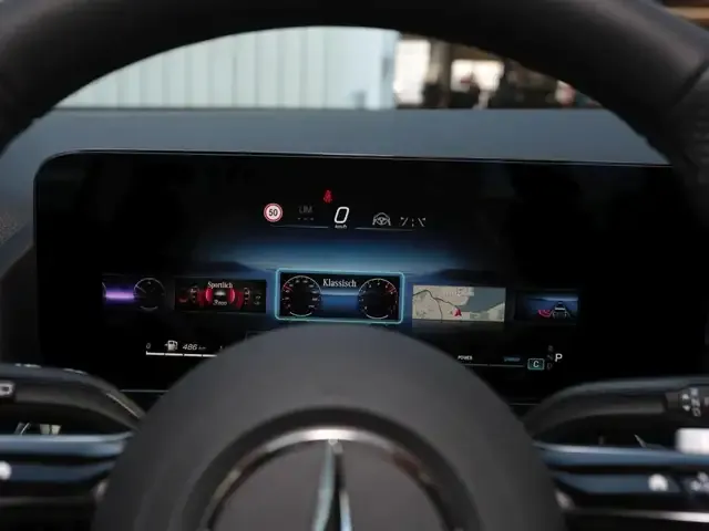 Mercedes-Benz GLA 180