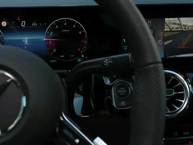 Mercedes-Benz GLA 180