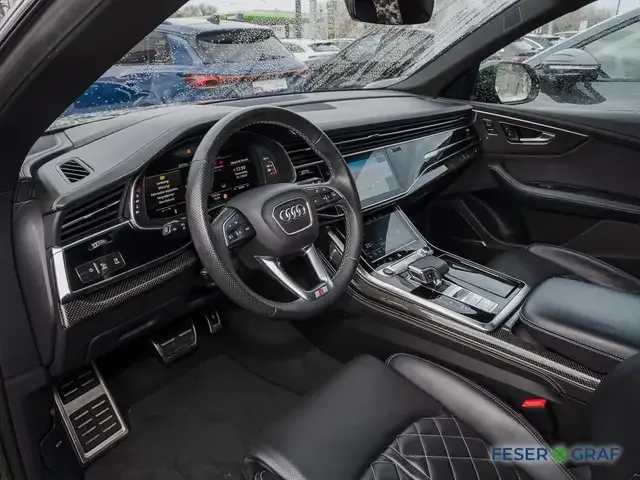 Audi SQ8