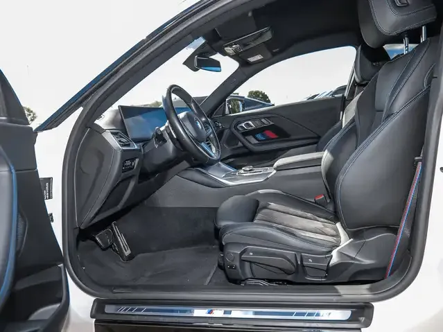 BMW 230