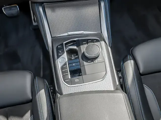 BMW 230