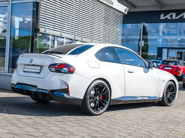 BMW 230