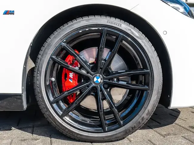 BMW 230