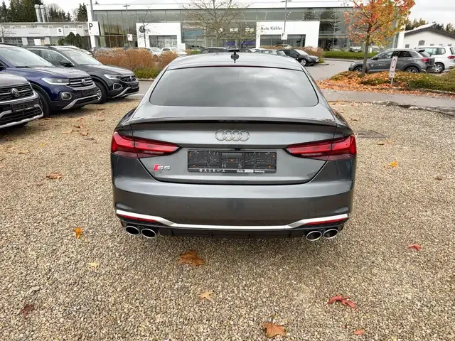 Audi S5