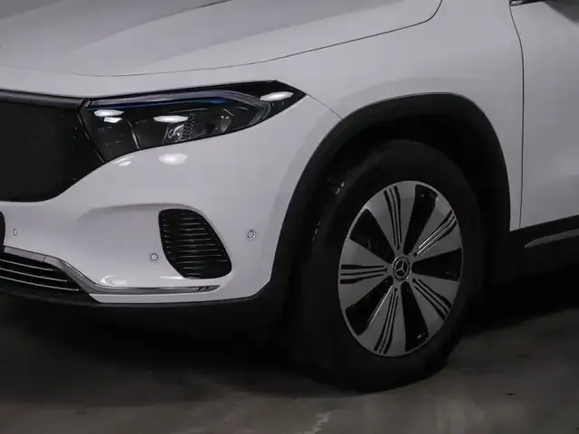 Mercedes-Benz EQA 300