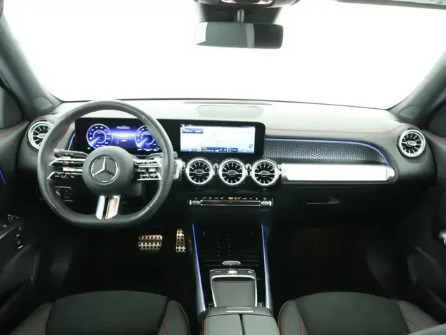 Mercedes-Benz EQB 300