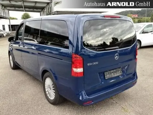 Mercedes-Benz EQV 300
